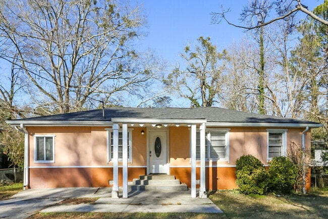 property at 3218 Bluebird Ln