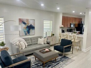 447 SW 122nd Ter in Pembroke Pines, FL - Building Photo - Building Photo