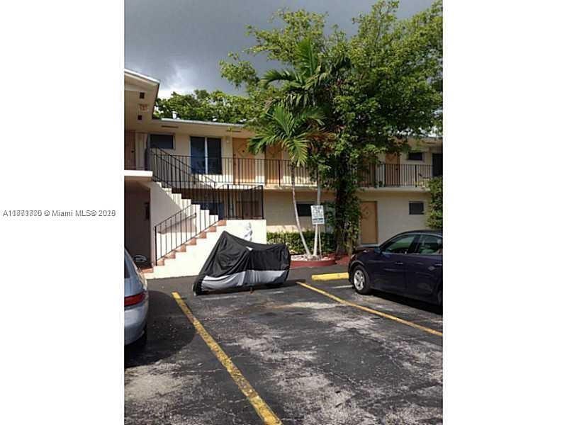 13990 NE 20th Ct in North Miami Beach, FL - Building Photo