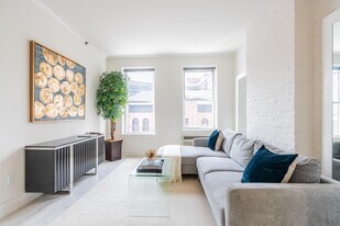 512 Observer Hwy in Hoboken, NJ - Building Photo