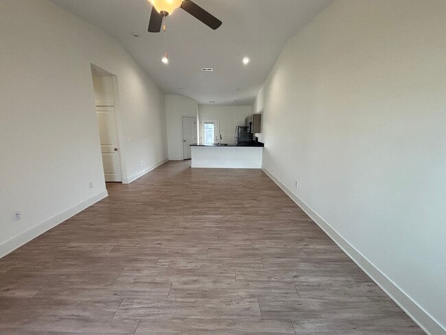 1747-1749 S Hickory Creek Ct in Wichita, KS - Building Photo - Building Photo