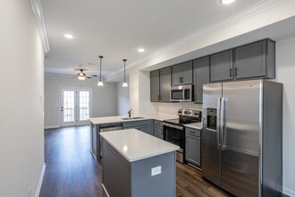 The Villas at Charleston Oaks in Clarksville, TN - Building Photo - Interior Photo