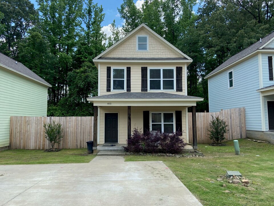 403 Shady Pk Cv in Oxford, MS - Building Photo
