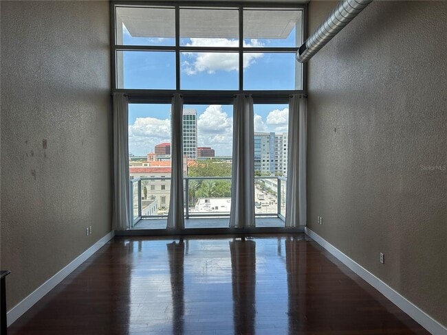 property at 150 E Robinson St