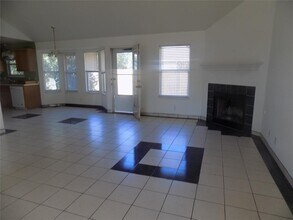 209 Crystal Knoll Blvd in Georgetown, TX - Building Photo - Building Photo