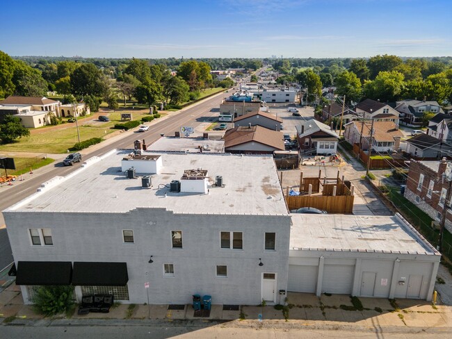 4963 Hummelsheim Ave-Unit -4965 in St. Louis, MO - Building Photo - Building Photo