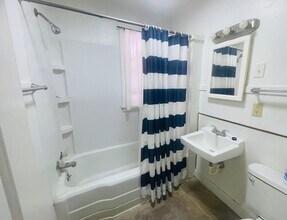 2512 Jones St in Sioux City, IA - Building Photo - Building Photo