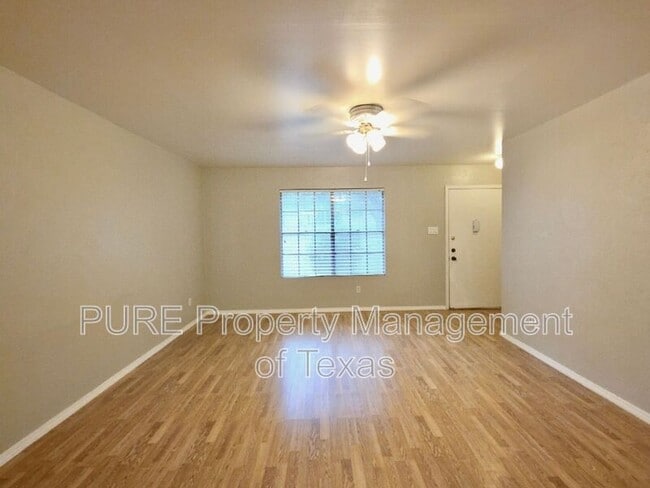 8508 Romney Rd in Austin, TX - Building Photo - Building Photo