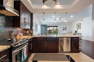 1845 Les Chateaux Blvd in Naples, FL - Building Photo - Building Photo