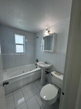 7207 Bay Dr in Miami Beach, FL - Building Photo - Building Photo