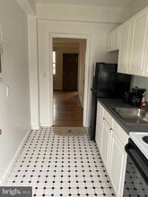 203 E Glebe Rd in Alexandria, VA - Building Photo - Building Photo