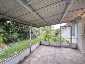 2301 N 56th Ter, Unit F in Hollywood, FL - Foto de edificio - Building Photo