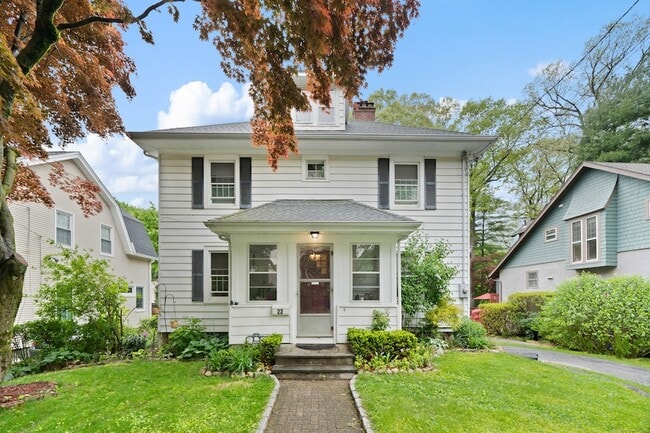 property at 22 Glen Terrace