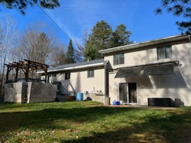 1552 White Pine Trail in Cloquet, MN - Building Photo - Building Photo