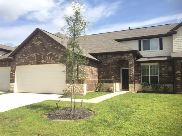 12235 Roy Mix Bohn Lane in Houston, TX - Building Photo