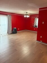 1274 E Main St in Meriden, CT - Building Photo - Building Photo