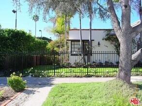 1144 15th St in Santa Monica, CA - Building Photo - Building Photo