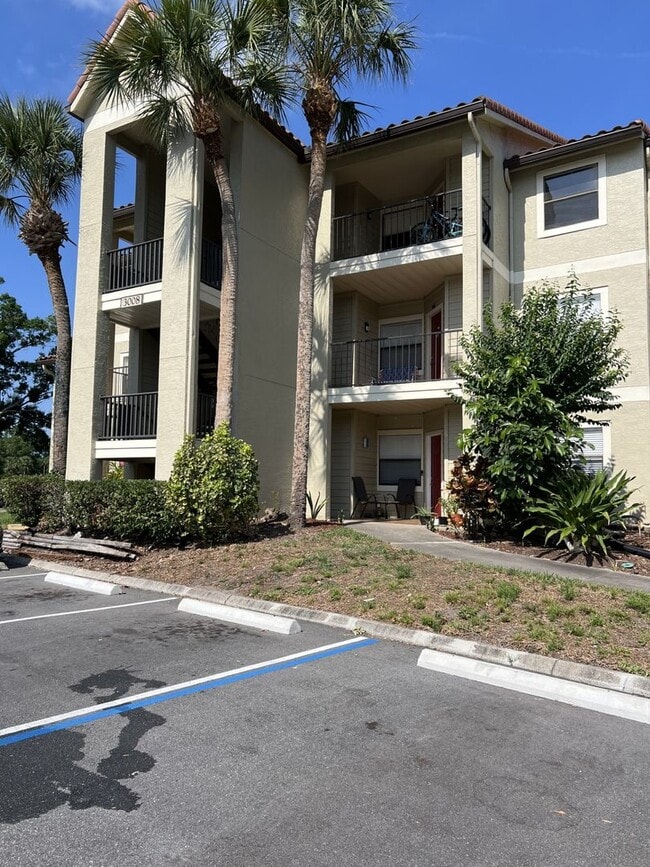 property at 3008 Parkway Blvd