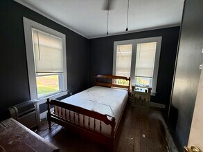 171 Prospect St in Bristol, CT - Building Photo - Building Photo