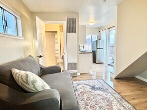 3001 Accacia Way, Unit Accacia in Reno, NV - Building Photo - Building Photo