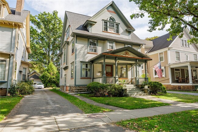 property at 90 Dartmouth St