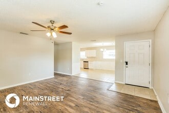 2364 20th St, Unit 0431 in Sarasota, FL - Building Photo - Building Photo