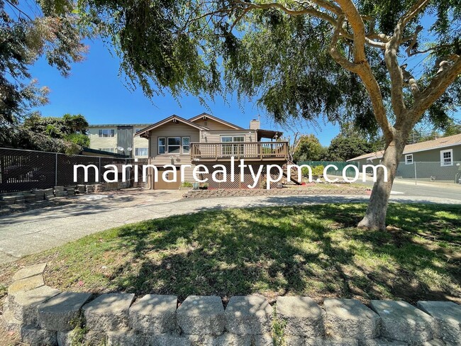 property at 966 Benicia Rd