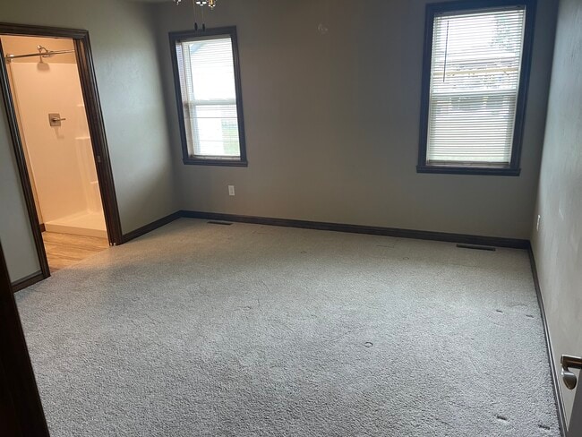 property at 629 Diversity Dr