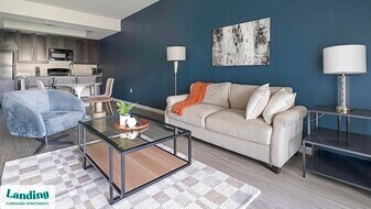 4590 Winkler Ave, Unit 08-202 in Ft. Myers, FL - Building Photo