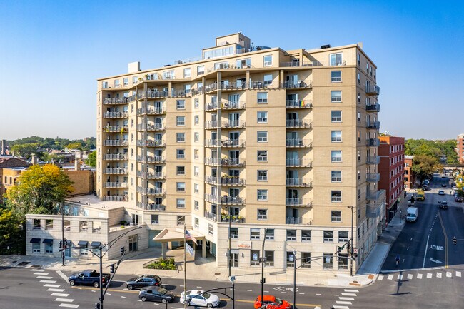 Buena Pointe in Chicago, IL - Foto de edificio - Building Photo