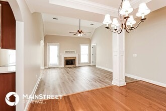 212 Falling Waters Way in Alabaster, AL - Building Photo - Building Photo