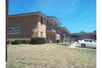 Hilltop Apartments in Frankston, TX - Building Photo - Building Photo