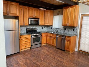 2531 Alice Lake Rd in South Lake Tahoe, CA - Building Photo - Building Photo