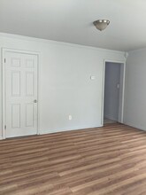 19654 McCormick St in Detroit, MI - Building Photo - Building Photo