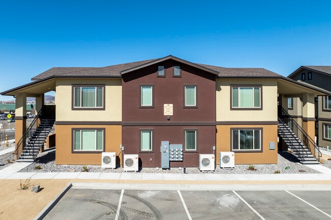 River Ranch Apartments in Fernley, NV - Building Photo - Building Photo