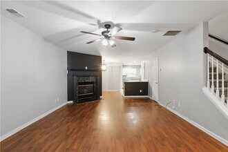 1823 Devon Dr in Atlanta, GA - Building Photo - Building Photo