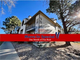 9662 Brentwood Way in Westminster, CO - Building Photo