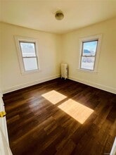 111 N 3rd St in New Hyde Park, NY - Building Photo - Building Photo