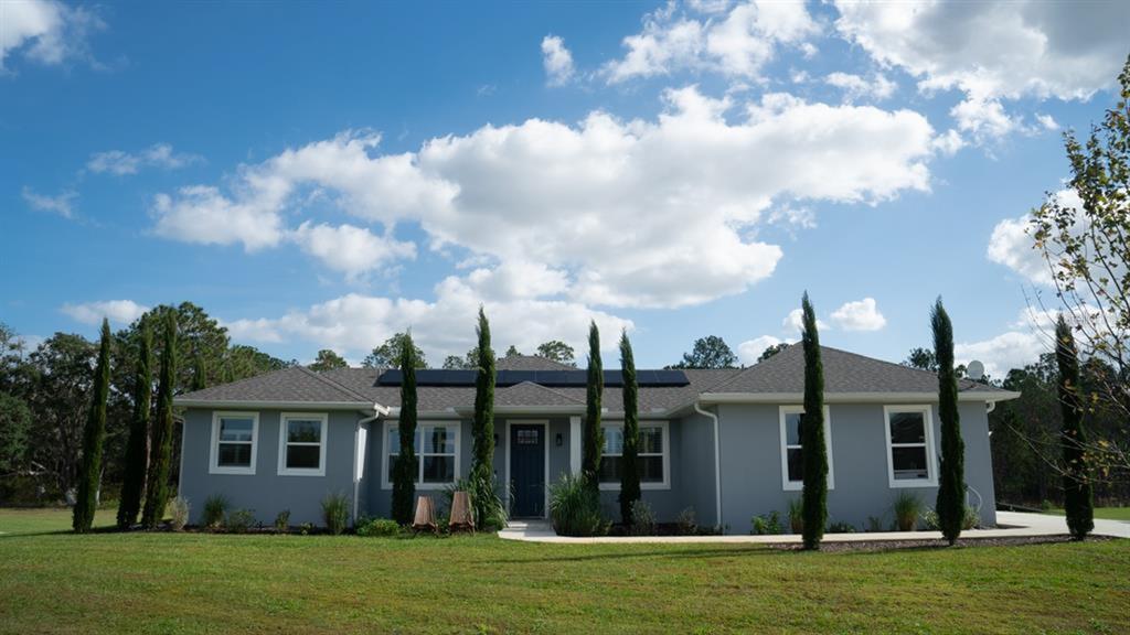 10220 South Bay Lake Rd in Groveland, FL - Foto de edificio