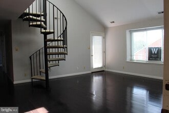 2614C Auburn Ct in Mount Laurel, NJ - Building Photo - Building Photo