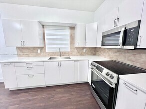 5751 SW 2nd Terrace in Miami, FL - Building Photo - Building Photo