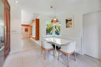 115 W 3rd Ct in Miami Beach, FL - Building Photo - Building Photo