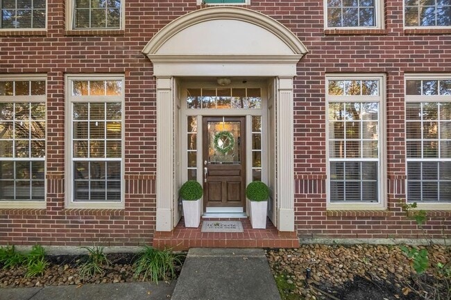 186 W Amberglow Cir in Spring, TX - Building Photo - Building Photo