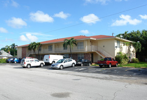 Bayshore Plaza Apartments