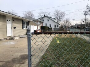 38 Williamson St in East Rockaway, NY - Building Photo - Building Photo