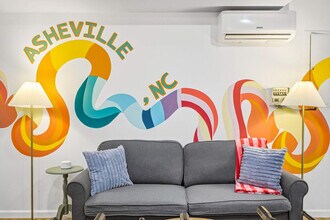 12 Apple Tree Way, Unit ID1382970P in Asheville, NC - Building Photo - Building Photo