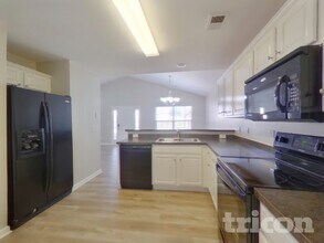 144 Phoenix Ln in Lexington, SC - Building Photo - Building Photo