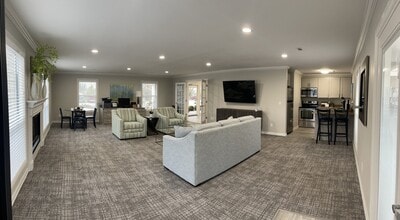 Waterside Apartments in Bentonville, AR - Foto de edificio - Building Photo