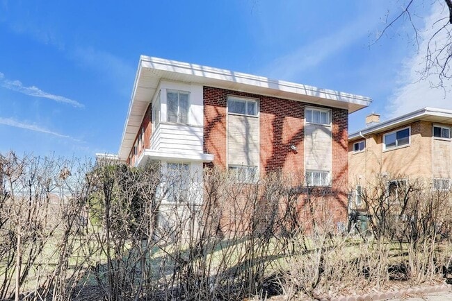 4908 Carol St in Skokie, IL - Foto de edificio - Building Photo