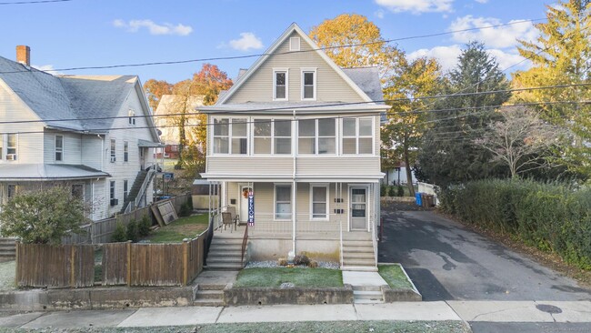 property at 32 Oak Ave